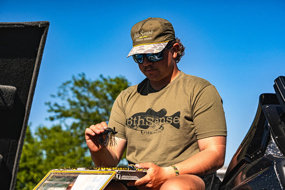 6TH SENSE SILHOUETTE 6 TEE