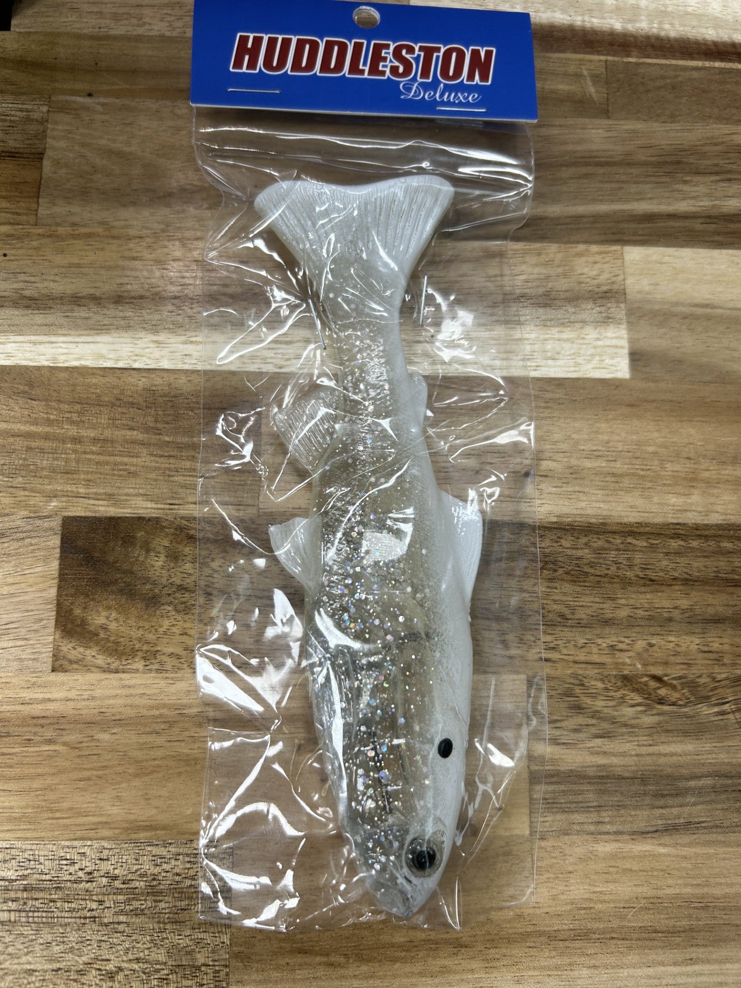 bass lure huddleston Deluxe 68 Special Green Gizzard Shad / ROF 12 The ROF 12 gives you the option to work deeper structure or a faster retrieve in shallower water Lure vs Lure: Huddleston Deluxe