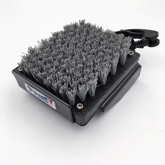 DD26 MEAN CLEAN KICK BRUSH